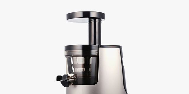 trolleybus solo Praktisch South Korea's Wildly Popular Slow-Press Juicer Is $130 Off Right Now