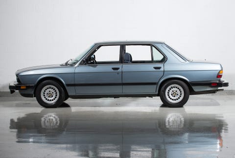 5 Affordable Vintage Cars Perfect For City Life