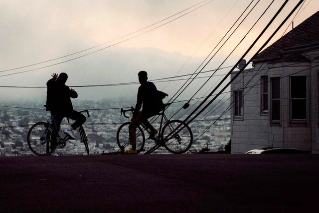 everything you need to bike commute in the rain gear patrol full lead