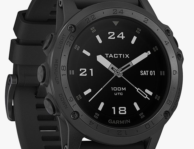 This Tactical Watch Will Get You of the Woods Faster