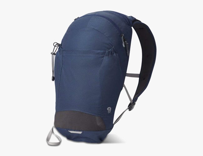 Day Hikers: Please Upgrade Your Drawstring with This Backpack