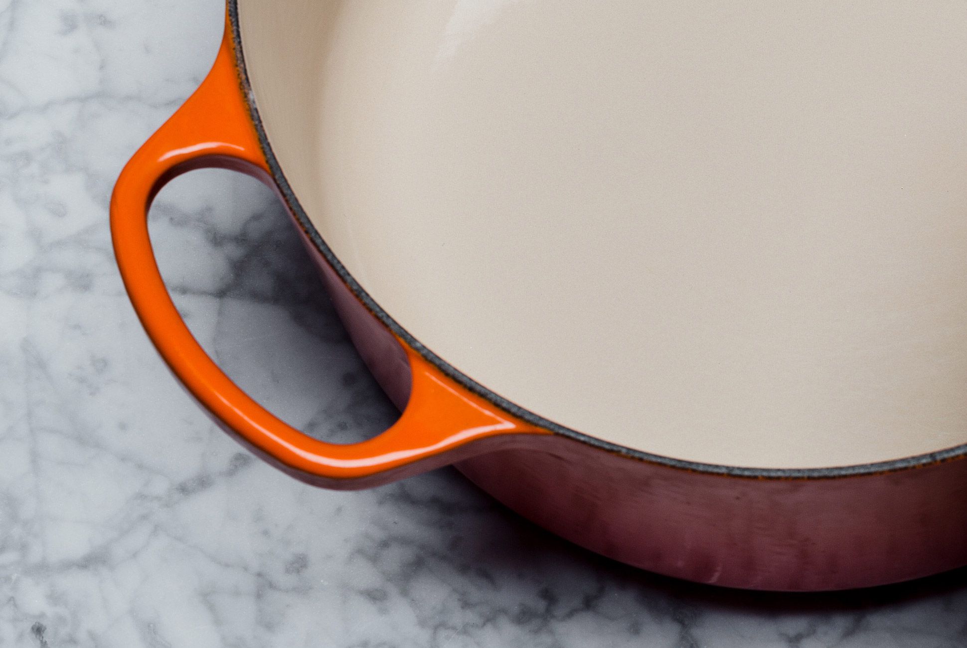 Staub Vs Le Creuset: Which Brand Makes The Best Dutch Oven?