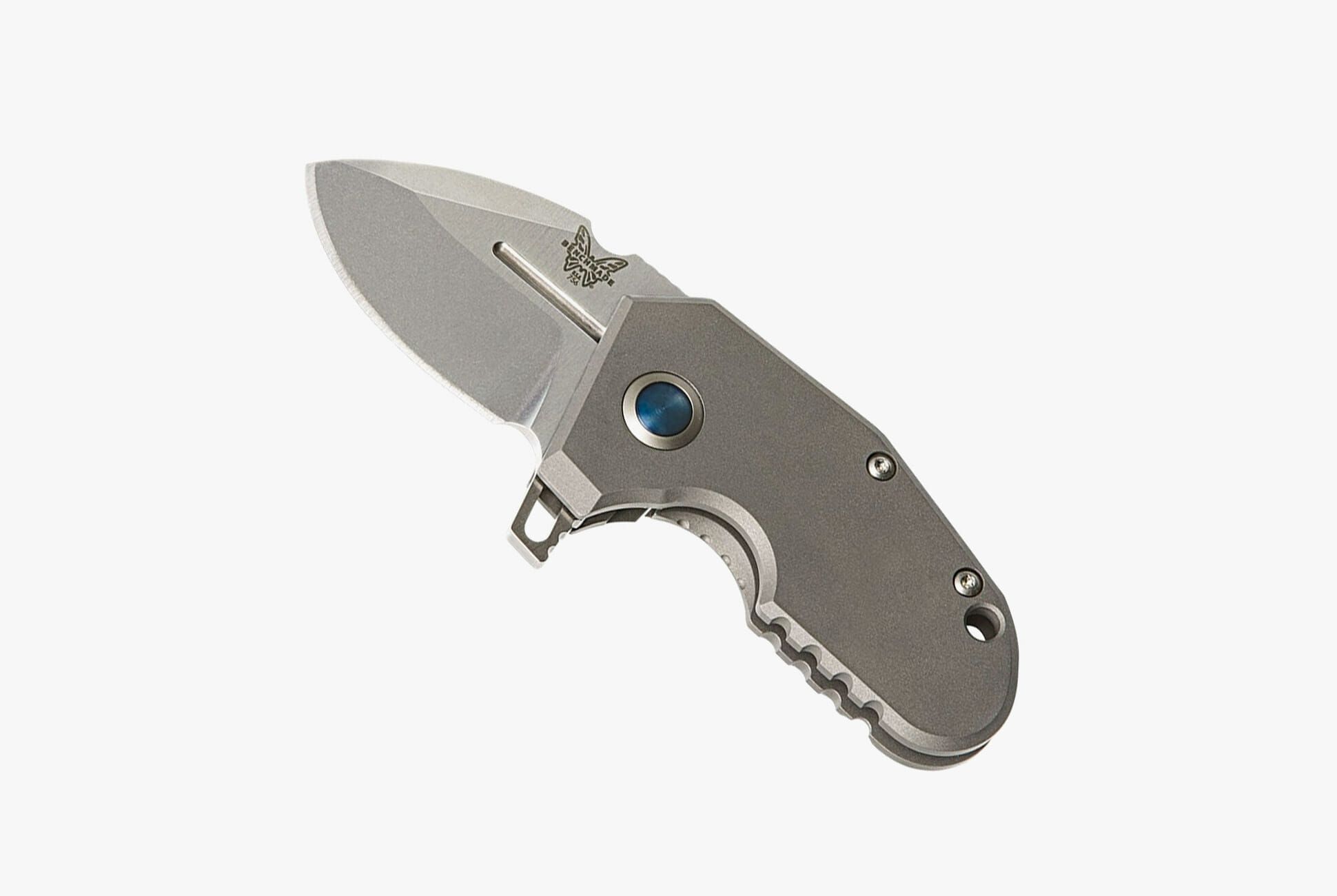 A Tiny Pocket Knife with a Geared Mechanism