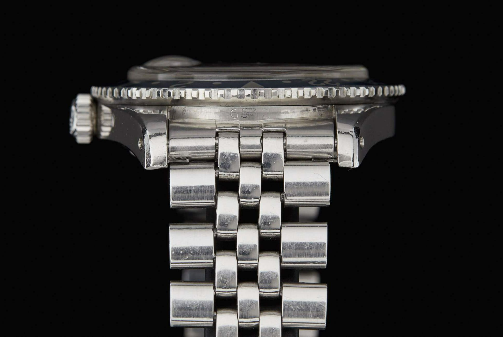 metal wristband watch