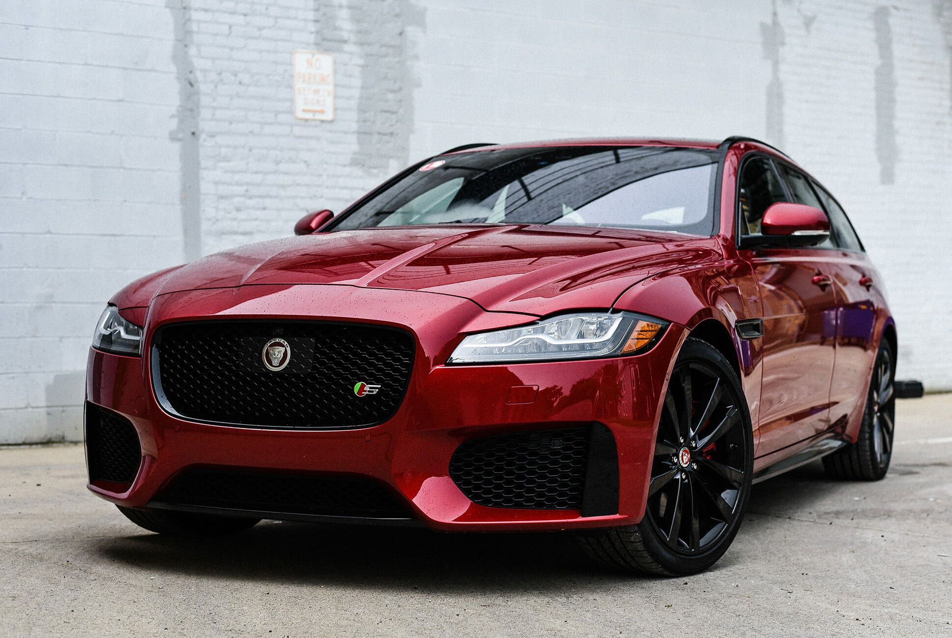 Jaguar XF Review: This Sexy, Supercharged Wagon Makes Practicality Fun