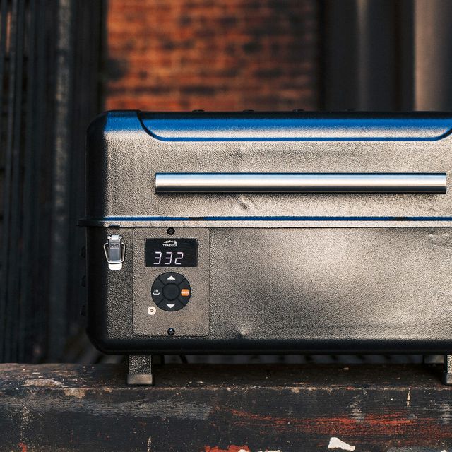 Which Is The Best 11 Best Small Grills Of 2023 (For Apartments, Balconies & Service? in 2022 thumbnail