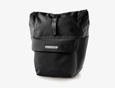 Best-Panniers-for-Bike-Commuting-gear-patrol-brooks