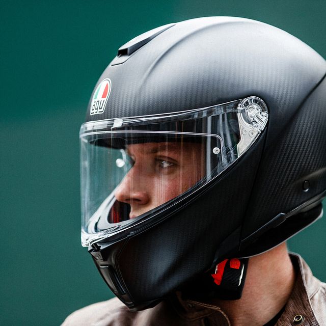 A-Simple-Guide-to-Motorcycle-Helmet-Ratings-gear-patrol-lead-full