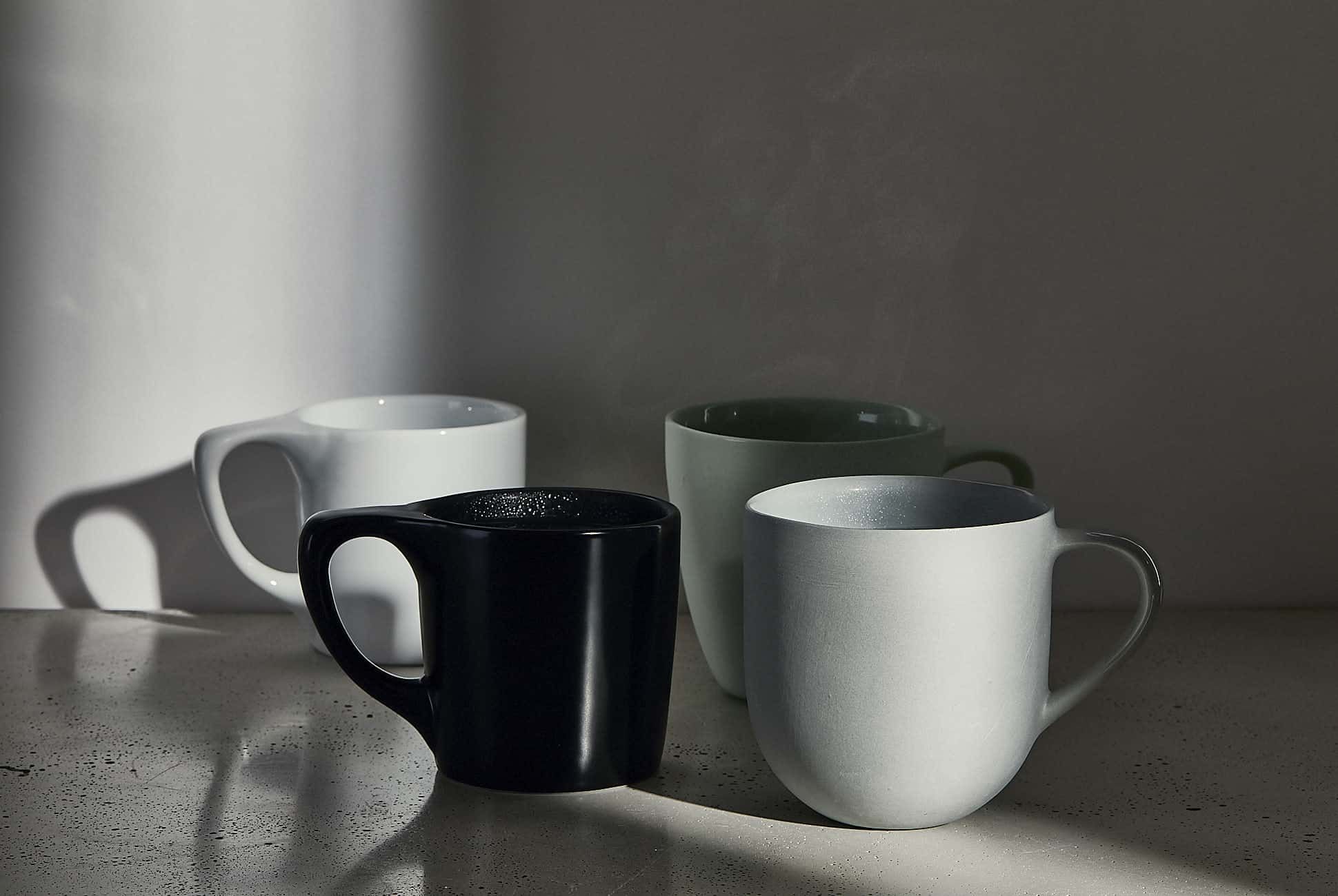 black porcelain coffee mugs