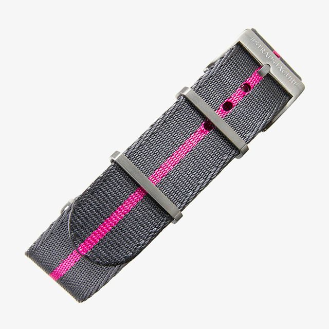 Crown-and-Buckle-gear-patrol-strap-for-cure-full-lead