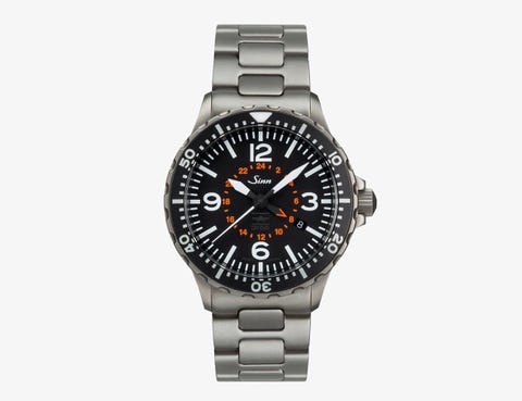 high peak travel watch