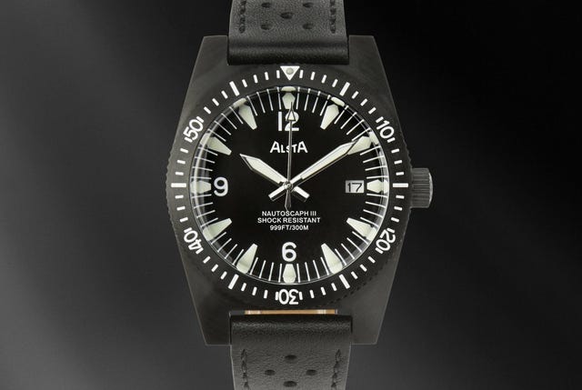 Black-Friday-Huckberry-Watches-gear-patrol-lead-full
