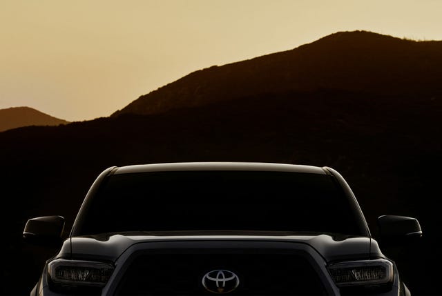 2020-Toyota-Tacoma-gear-patrol-lead-full