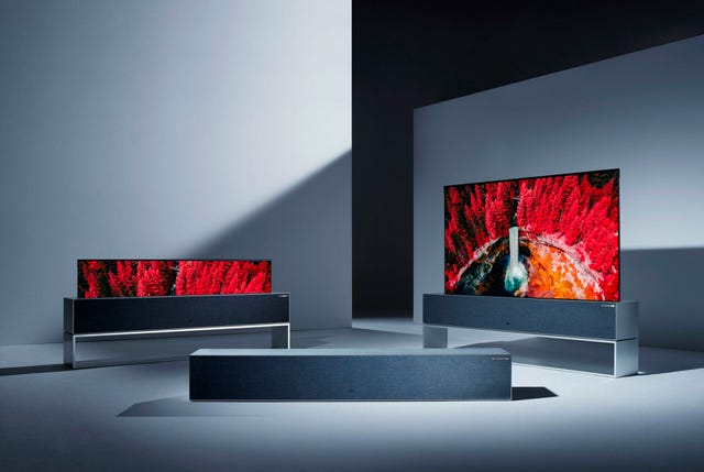 LG-Roll-Up-TV-Gear-Patrol-Lead-full-v2
