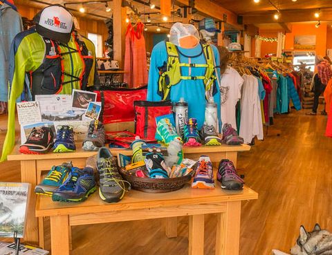 compact Inschrijven Psychologisch The 16 Best Ski and Snowboard Shops in America