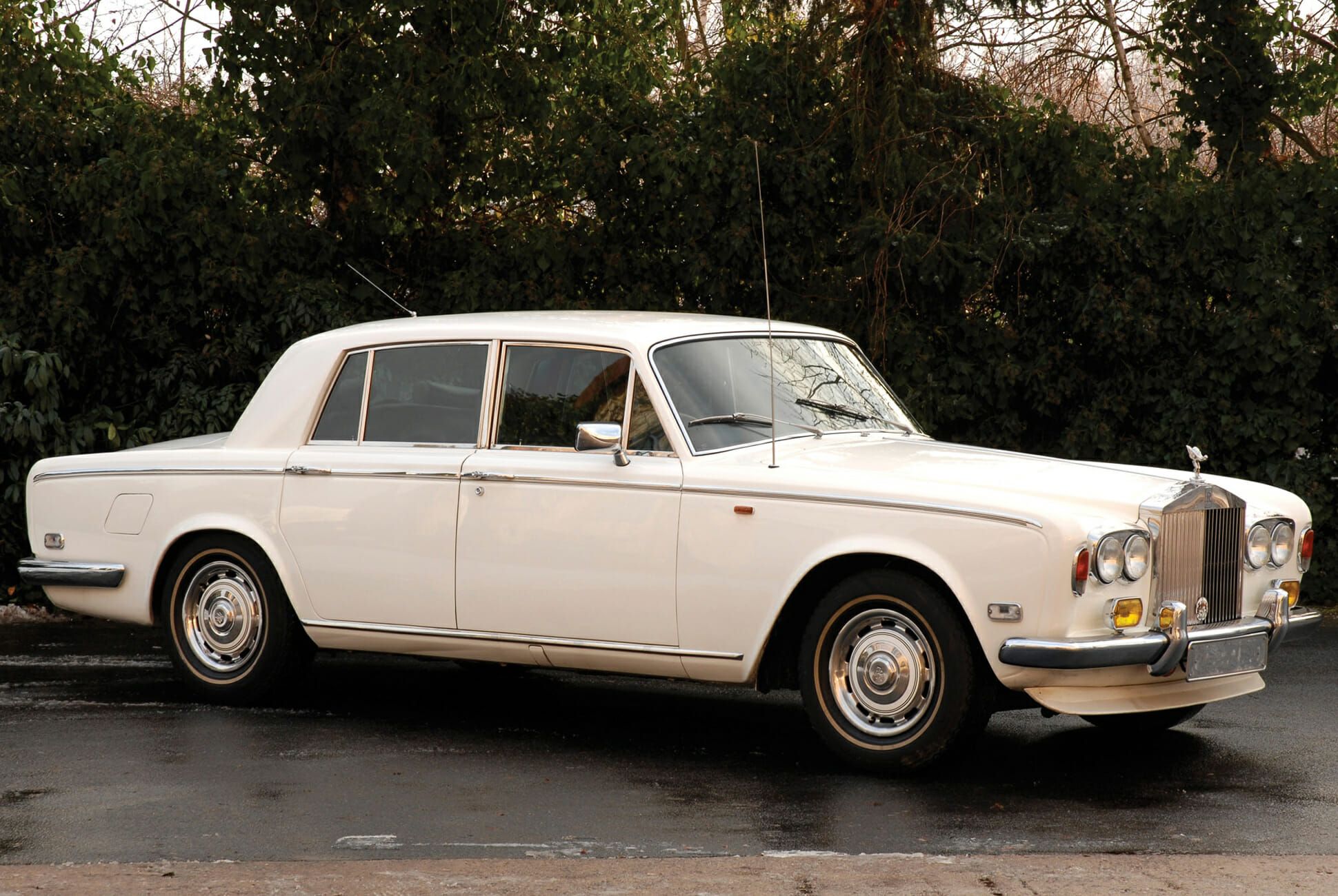 WOW 1956 Rolls Royce vintage limo rental for weddings