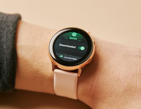 You Run and Listen to Spotify? This Is the Smartwatch You Should Buy