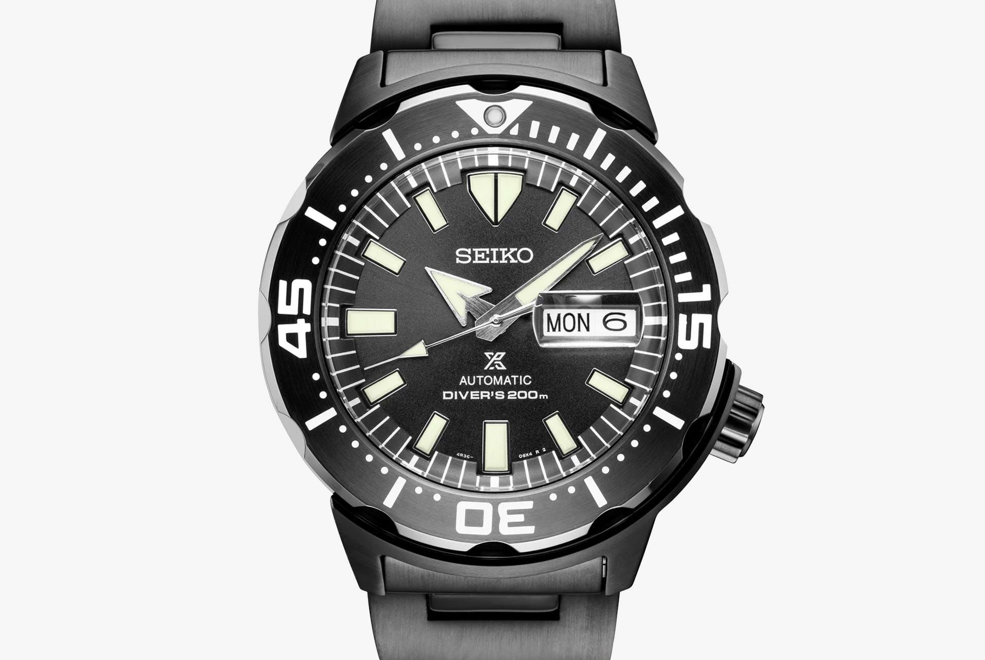 This All-Black, Seiko Dive Is a Rugged Beast