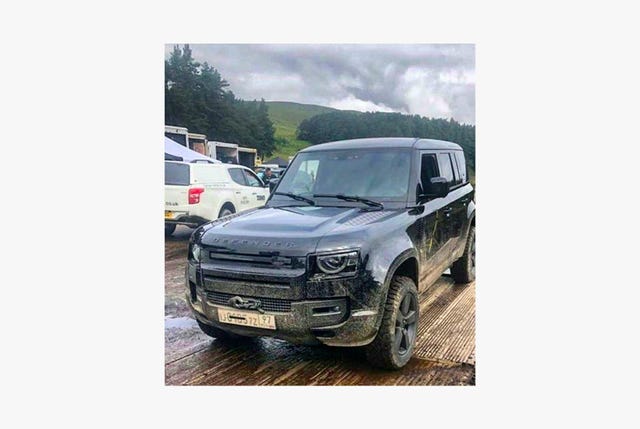 Defender-Leak-gear-patrol-full-lead
