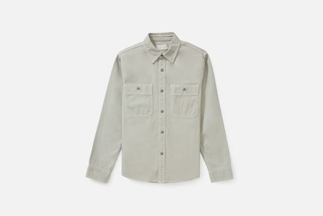 Everlane-Chore-Shirt-Gear-Patrol-lead-full
