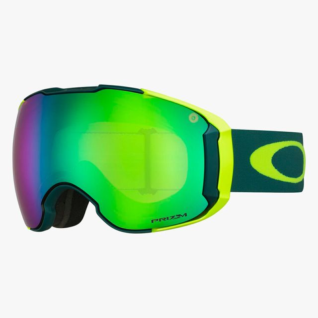 Oakley’s Top-Line Snow Goggles Are More Than $100 Off, But There’s a Catch