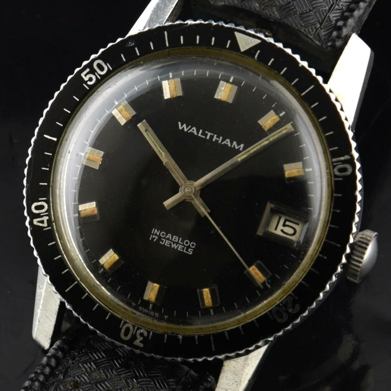 waltham diver watch