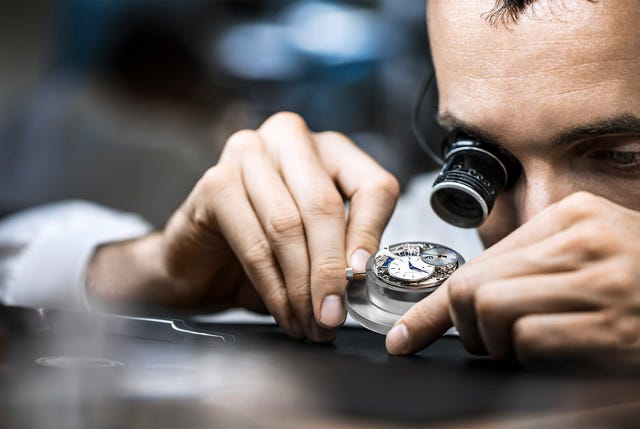 A-Look-at-the-Legacy-and-Future-of-Jaeger-LeCoultre-Watches-Gear-PAtrol-lead-full