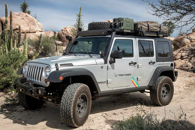 Front-Runner-Rack-gear-patrol-full-lead