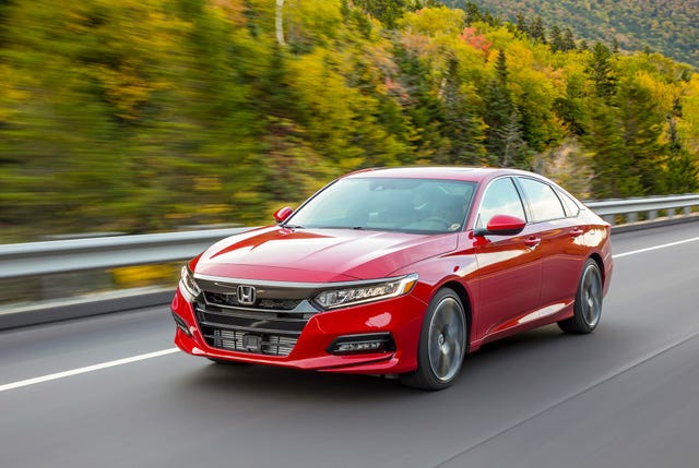 Honda-Accord-sport-2018-gear-patrol-lead-full