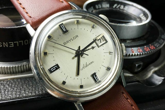 Three-Vintage-Watches-On-Our-Radar-gear-patrol-lead-full