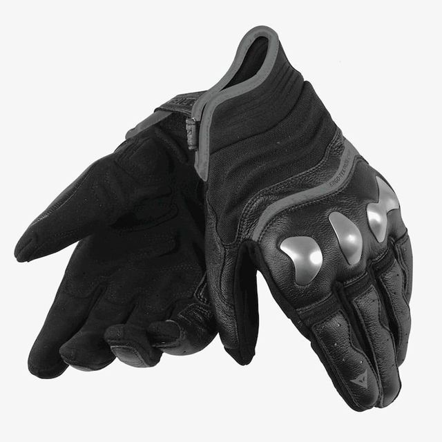 dainese_x_run_gloves-gear-patrol-lead-full