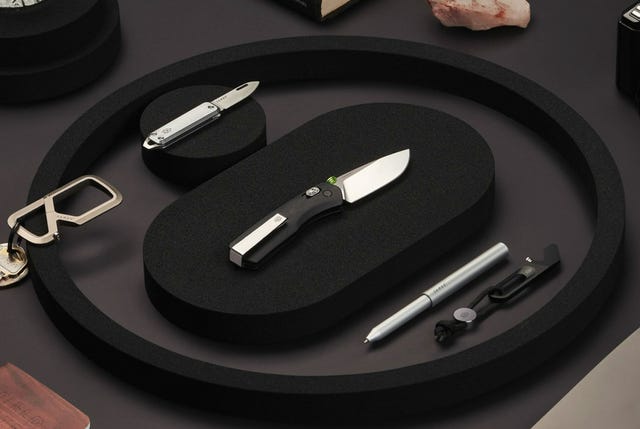 Best-New-Knives-and-EDC-of-December-gear-patrol-lead-full