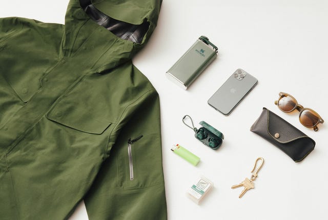 Goldwin-Weekend-Carry-Gear-Patrol-lead-full