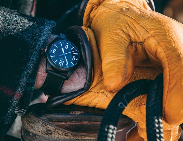 filson field watch