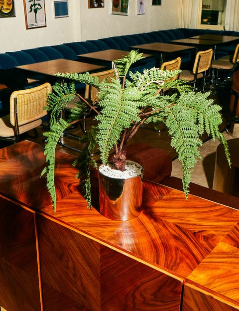 Simply Getting Into Mid-Century Trendy? Don’t, the 2020s Are All In regards to the ’80s Simply Getting Into Mid-Century Trendy? Don’t, the 2020s Are All In regards to the ’80s