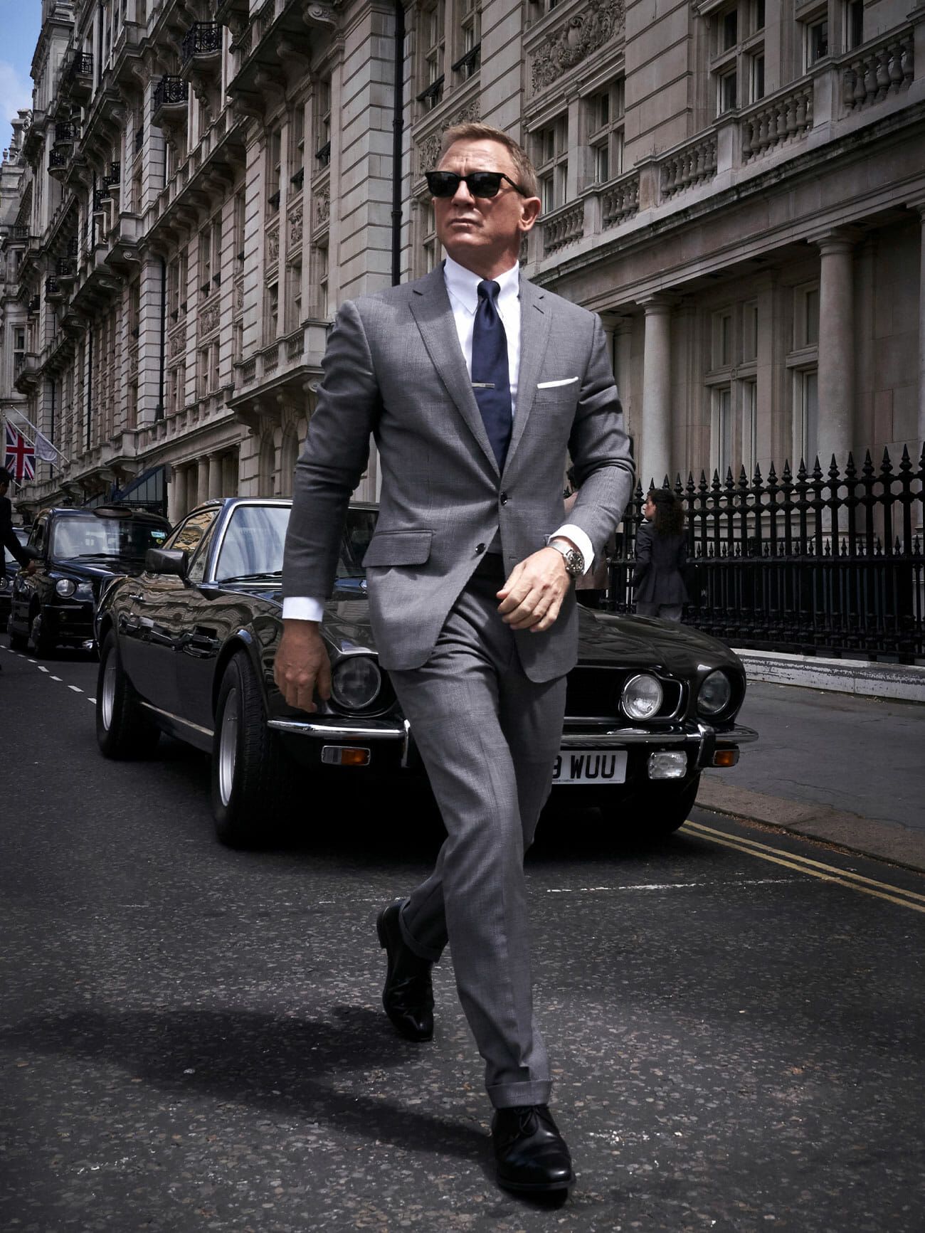 james bond suit look