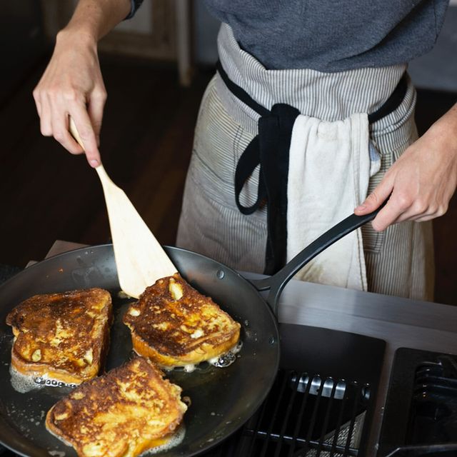 5 Great Carbon Steel Skillets for Every Budget