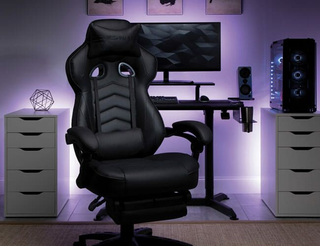 Gaming chair with the things that are circled, Are these really