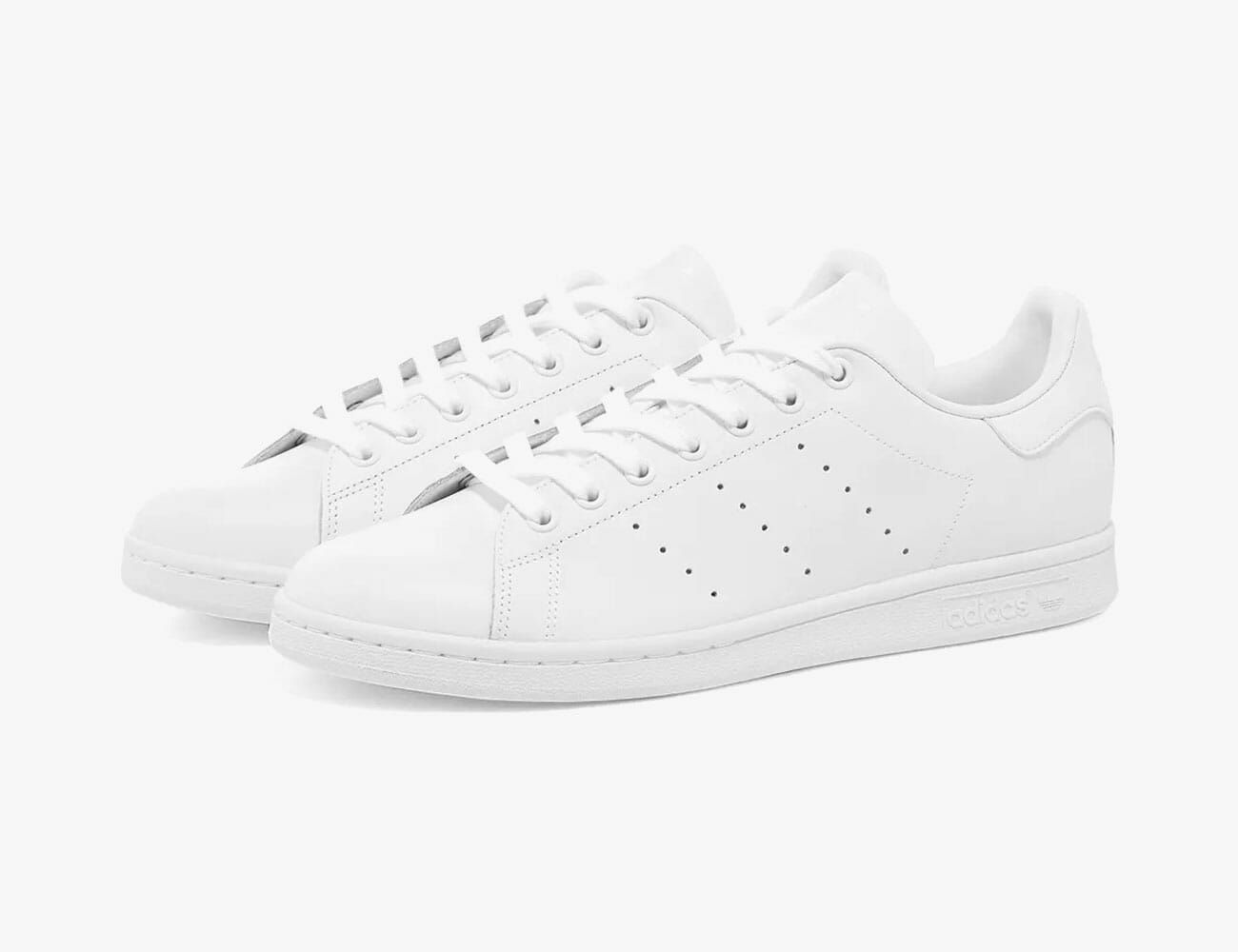 white sneakers under 2000