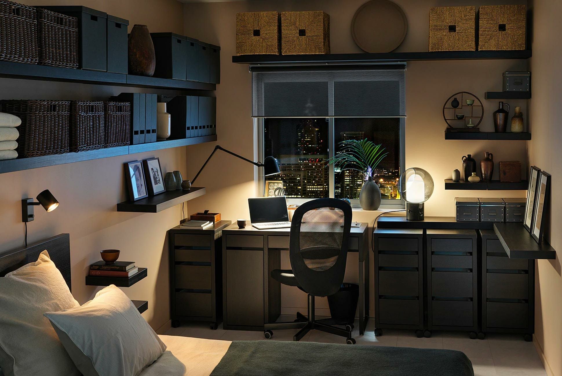 Featured image of post Small Desk With Drawers For Bedroom