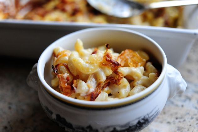 pioneer woman mac and cheese with goat and fontina cheese