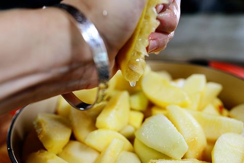 Homemade Apple Sauce Recipe - How to Make Apple Sauce