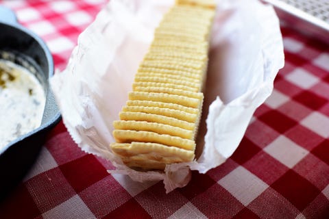 Crackers au beurre assaisonnés