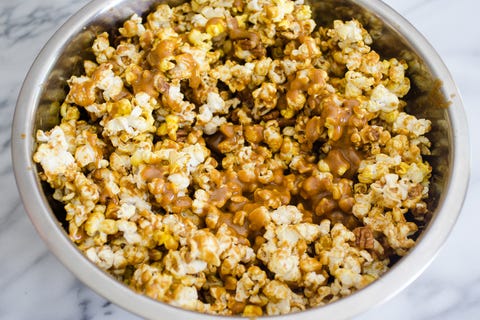 saltad Pecan Caramel Corn