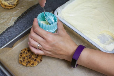 How to Make Ice Cream Cookie Sandwiches