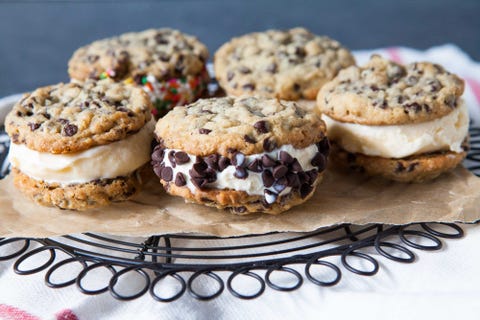 How to Make Ice Cream Cookie Sandwiches