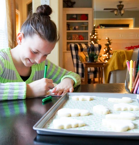 Easy Christmas Cookie Decorating with Kids Easy Christmas Cookie Decorating with Kids