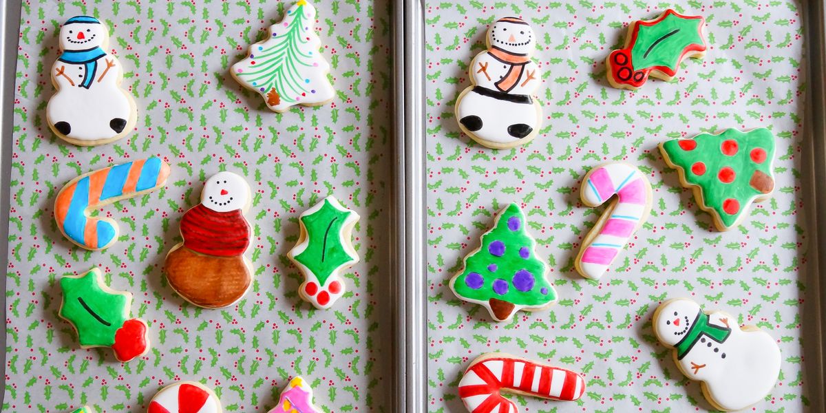 Royal Icing Christmas Cookie Ideas - Christmas Wreath Cookies The Bearfoot Baker - Visit this site for details:
