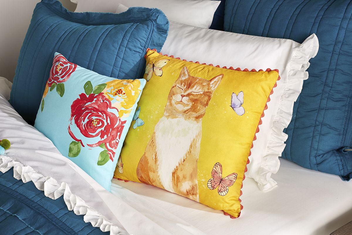 pioneer woman pillow cases