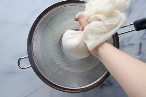 How to Make Coconut Milk